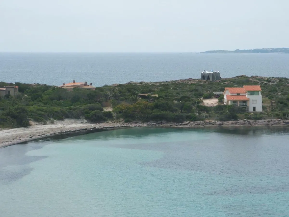 Una Finestra sul Mare Calasetta 0*,  Italia